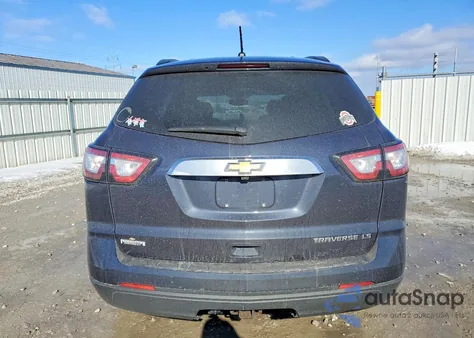 2015 Chevrolet Traverse Ls z USA, uszkodzony, nr VIN 1GNKRFED8FJ318486